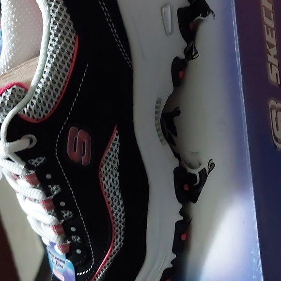 Sketchers  D'Lites Shoes Sz 6 - Picture 8 of 11